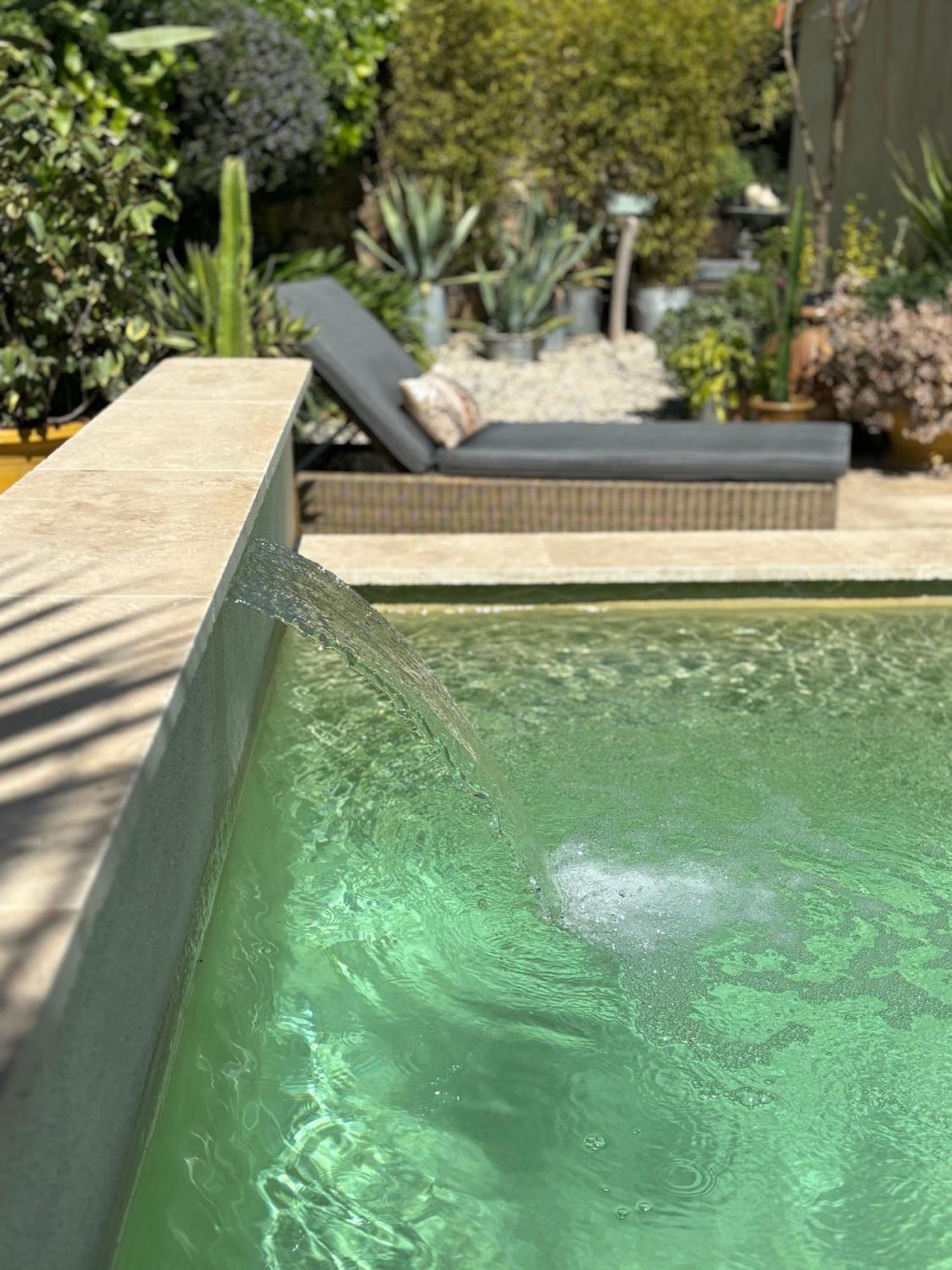 Un Petit Coin De Paradis Avec Piscine Et Parking Villeneuve-lès-Avignon Kültér fotó